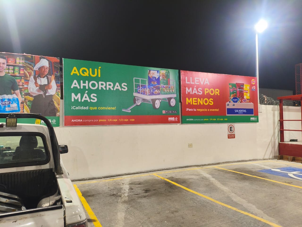 Publicidad exterior - Árbol Estudio 39