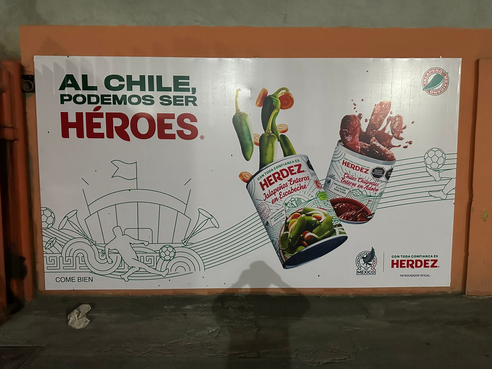 Publicidad exterior - Árbol Estudio 61