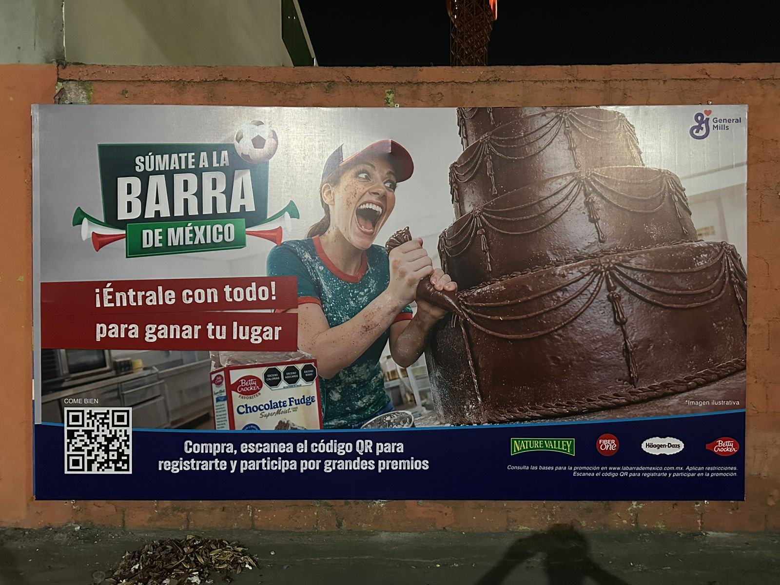 Publicidad exterior - Árbol Estudio 62