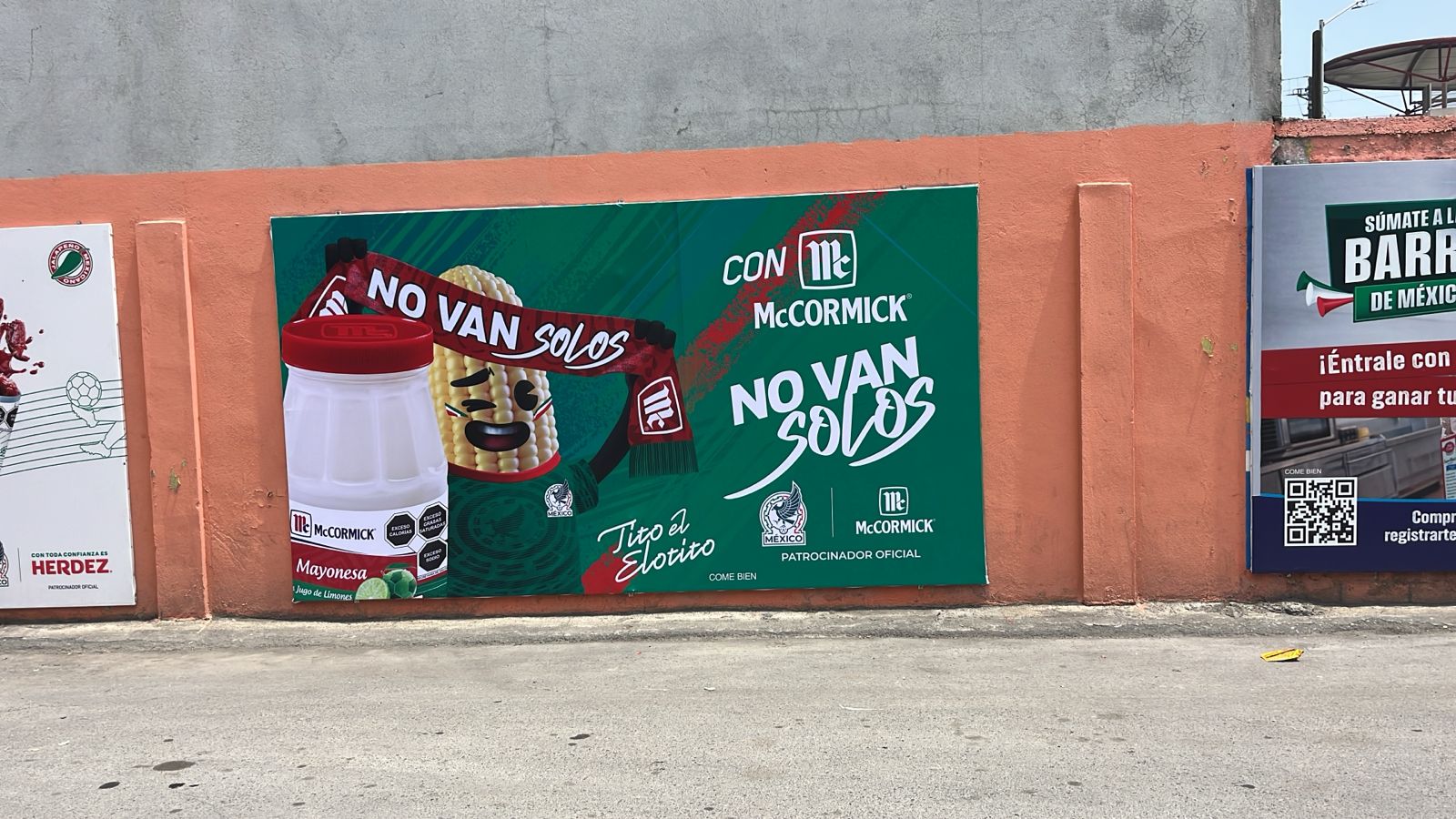 Publicidad en punto de venta - Árbol Estudio 49